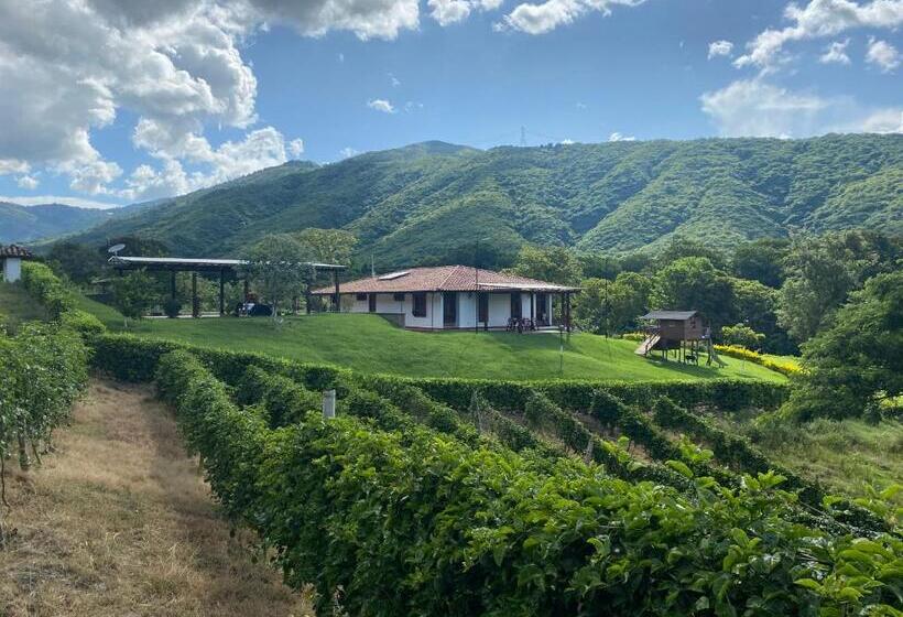 Четырехместный Номер Deluxe, Hacienda La Tulia Eco