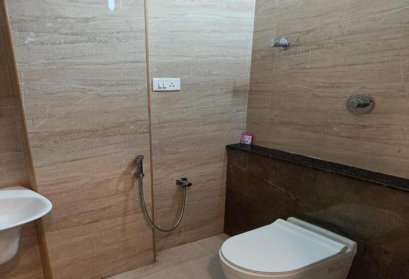 سوییت خانوادگی, Sai Residency