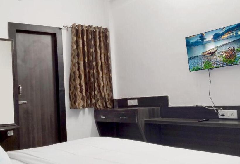 Номер Deluxe, Shyam Palace India Agra