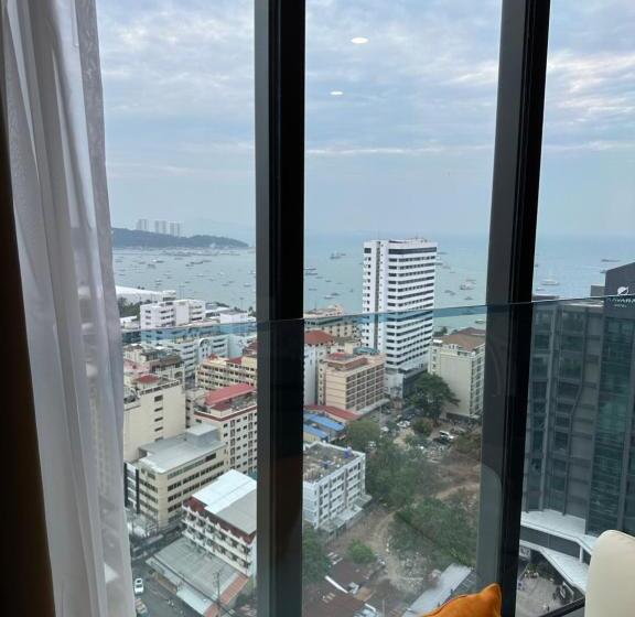 스탠다드 스튜디오 바다 전망, 502 Edge芭提雅市中心25楼高层海景服务公寓，芭提雅海湾景观，近沙滩，步行街，购物中心