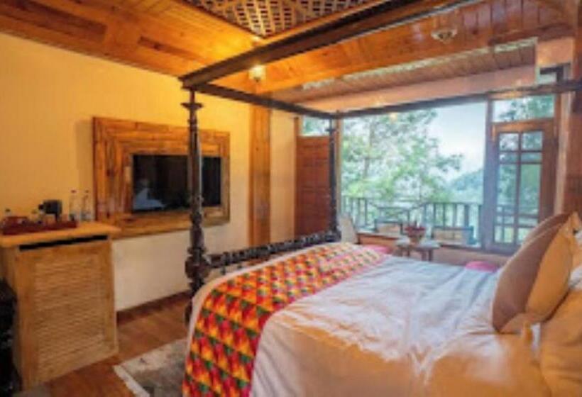 디럭스 룸 킹사이즈 침대, Chillaru Spa & Resort Dharan