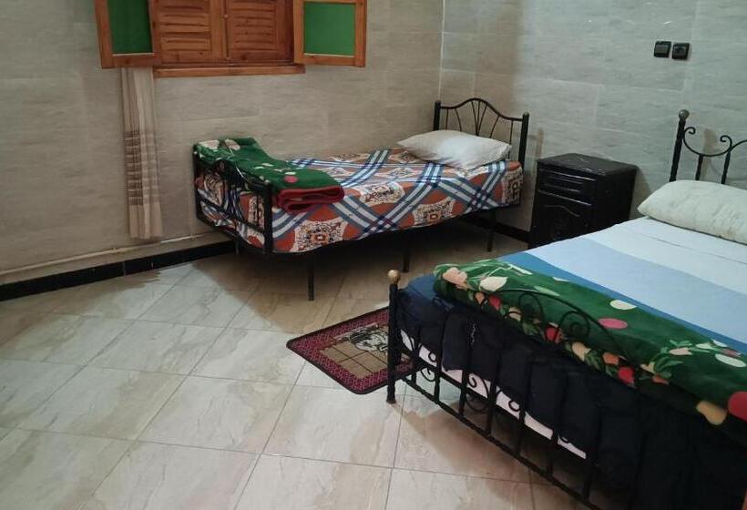 Номер Стандарт Совместная Ванная, Hôtel Essalam