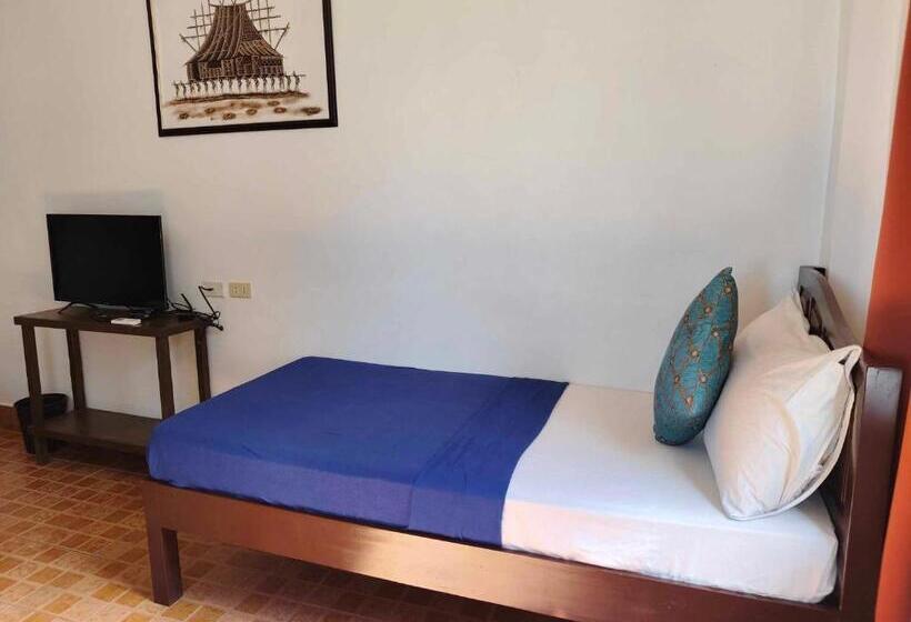 استودیو استاندارد با چشم‌انداز استخر, Villa Apolonia Resort