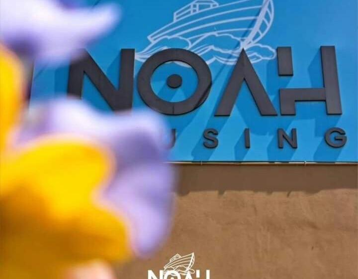 스탠다드 룸, Noah Housing