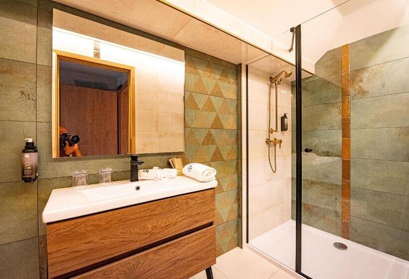 Номер Deluxe, Bordűr Wellness Hotel Superior és Szőnyegmúzeum