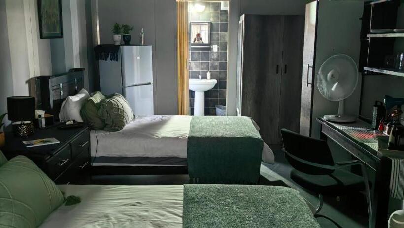 Номер Deluxe, Darmayhouse Guest House