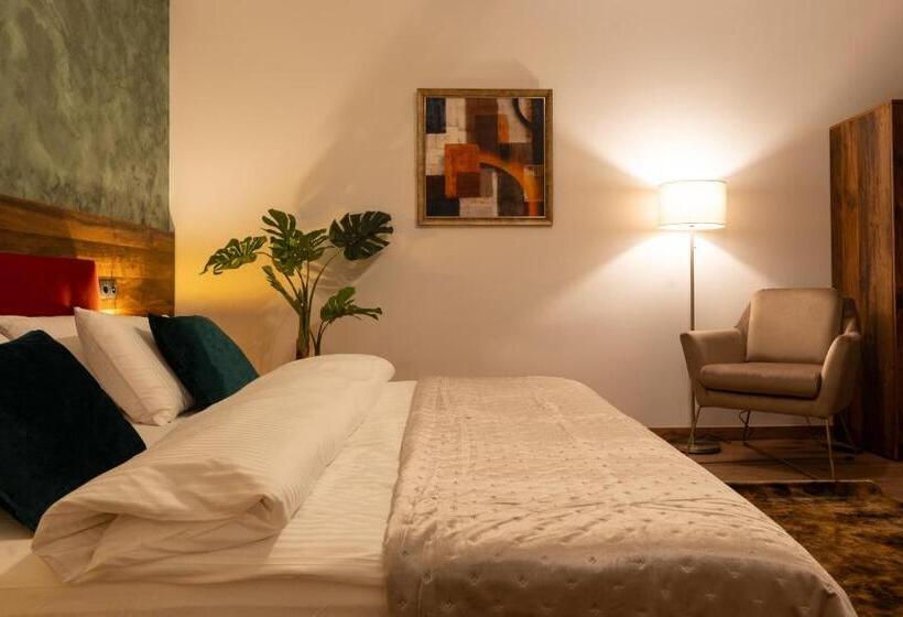 اتاق لوکس, Boutique 17b