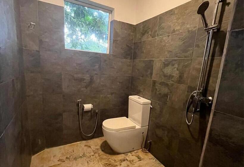 Quarto Estandar Cama King, Happy Waves Guesthouse