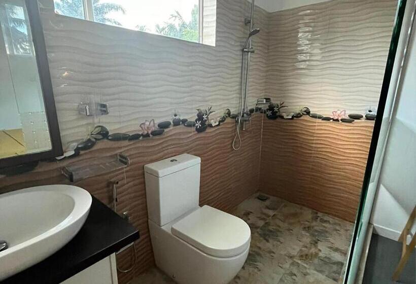 Quarto Estandar, Happy Waves Guesthouse