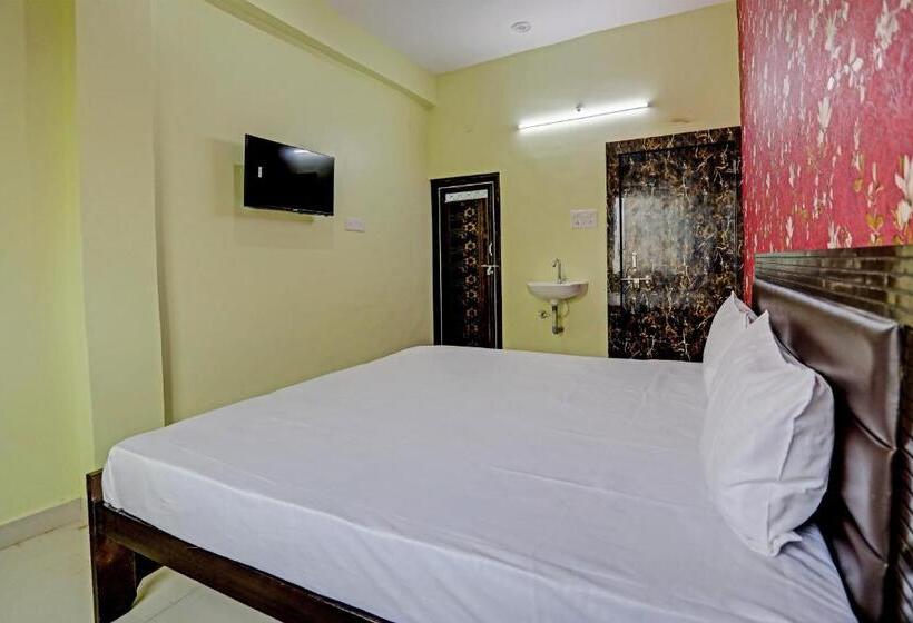Трехместный Номер Классика, Spot On Hotel Pearl