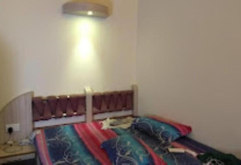 标准间, Rahul Guest House Varanasi