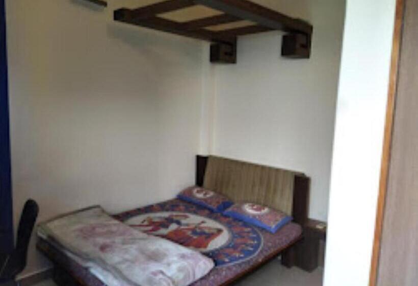 Номер Стандарт, Rahul Guest House Varanasi