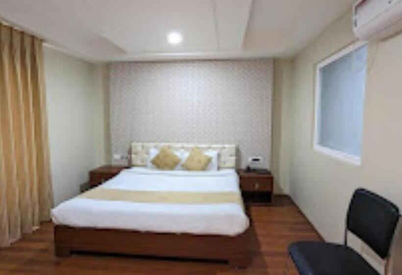 带大床的复式套间, The Kalyaniz Guwahati
