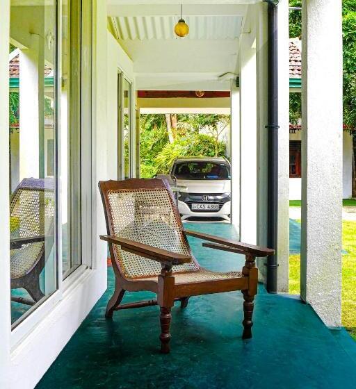 Номер Стандарт Вид на Сад, Villa Nadya Guesthouse