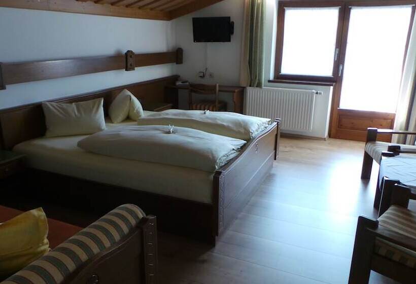 Номер Стандарт, Forellenstube