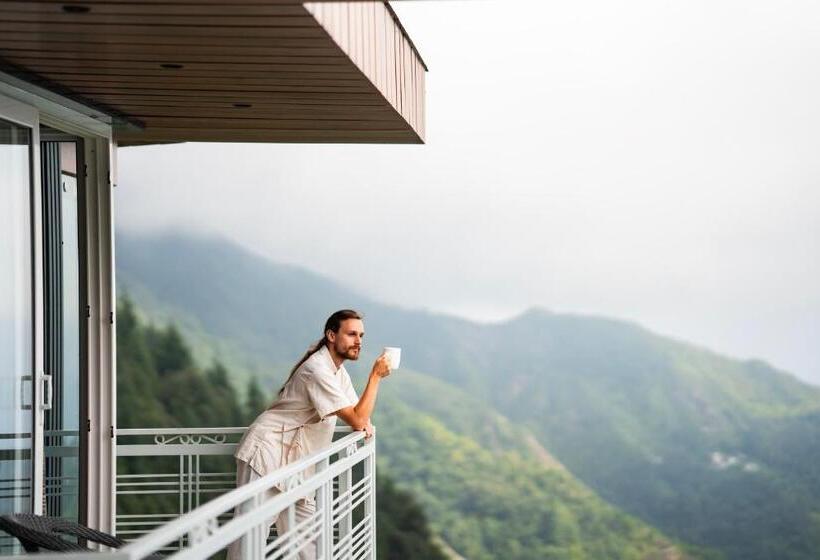 주니어 스위트 발코니, Alt Life Luxe   Uppper Bhagsu Mcleodganj