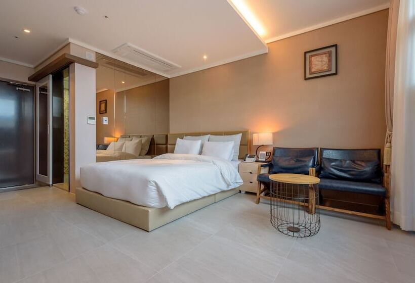 اتاق استاندارد, Friemily Poolvilla &