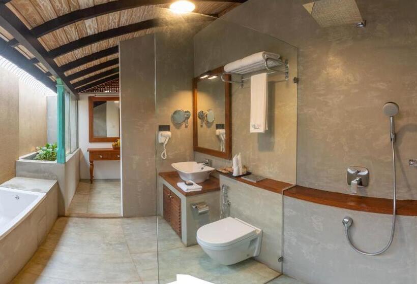 Номер Стандарт с Балконом, Villa V Kalutara
