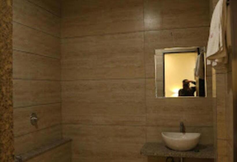 Номер Deluxe, Gopala Palace Ballarpur