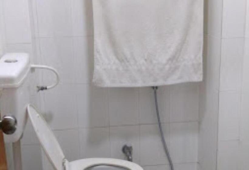 Номер Стандарт, Shripad Continental Amravati