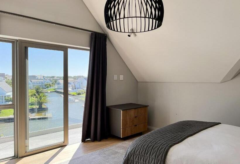 Номер Стандарт, Sunset Lodge Guest House