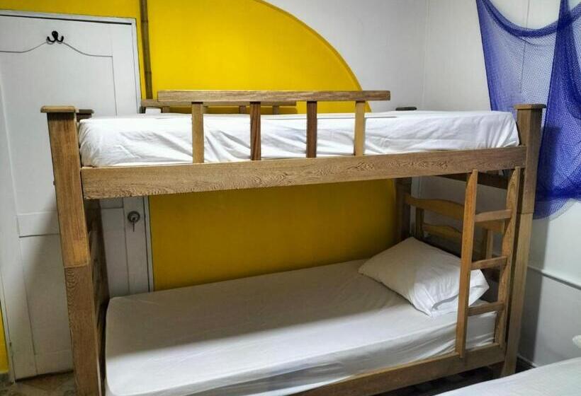 Quarto Familiar, Casa De Playa En Playa Salguero Rodadero Sur