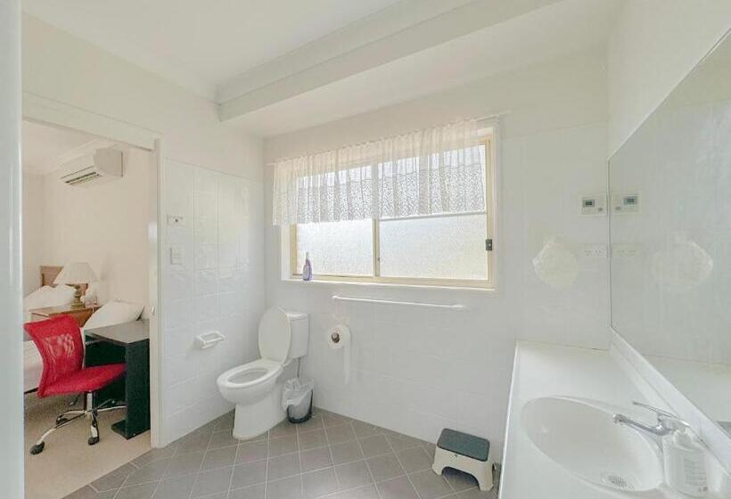 Дом 1 Спальня, Sydney Farm Stay    Live With Nature And Animals