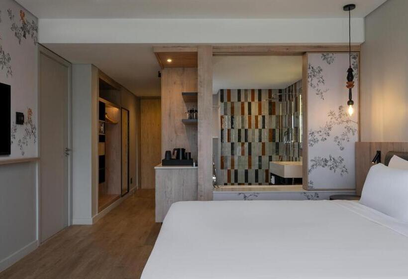 Номер Superior Вид на Горы, Radisson Safari Hotel Hoedspruit