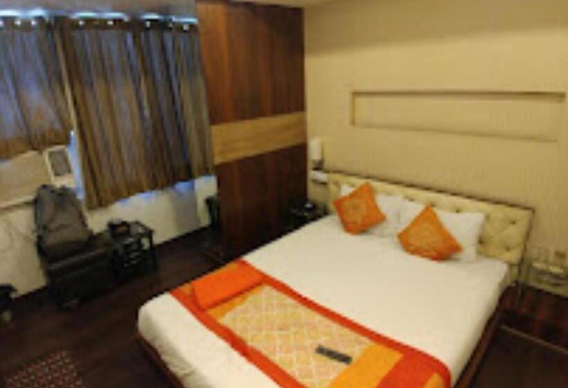 스탠다드 룸 킹사이즈 침대, Balaji Patna Bihar