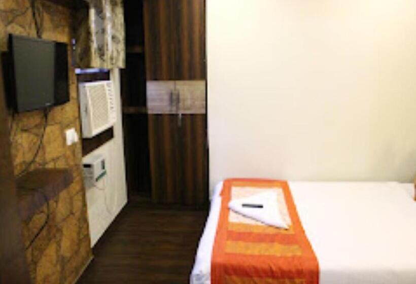 스탠다드 룸 킹사이즈 침대, Balaji Patna Bihar