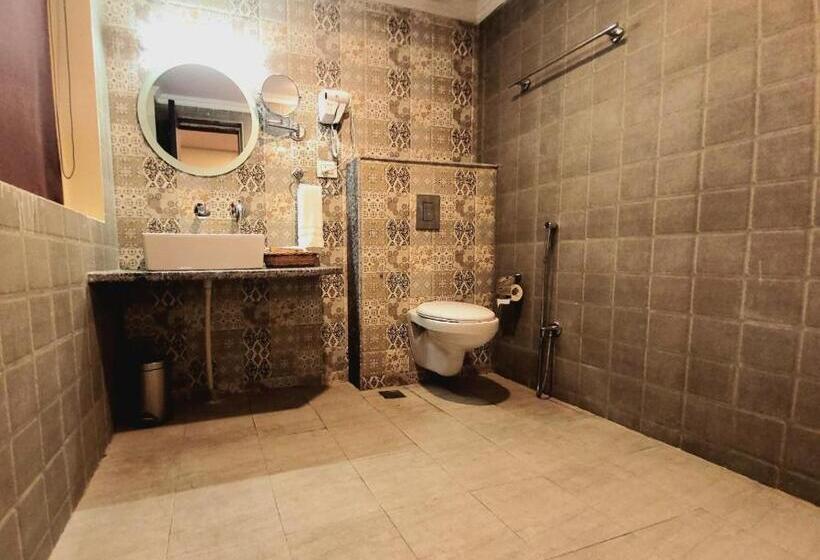 Номер Superior Кровать Кинг, Green Rooms, Vintage Luxury Near Dal Lake