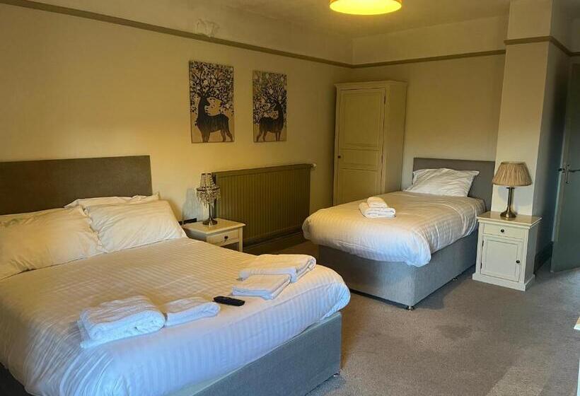Семейный Номер, Slyne Lodge