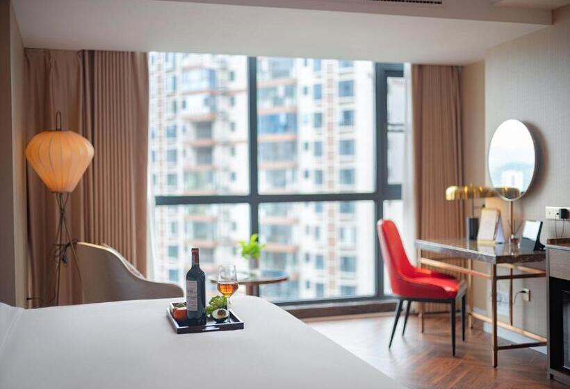 Номер Deluxe, Zhangjiajie Metropolo