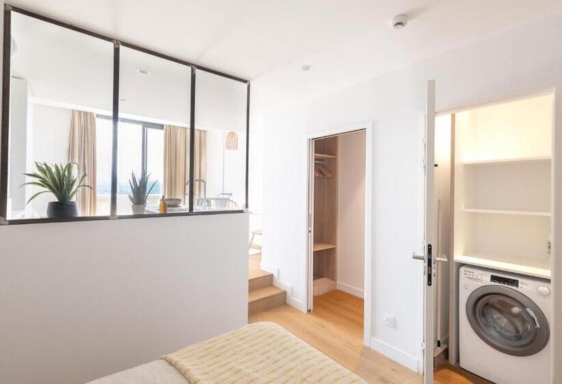 Апартаменты 1 Спальня с Террасой, The Babel Community Hôtel   Grenoble Bastille