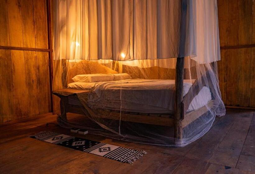 Номер Стандарт Вид на Озеро, Aparthotel Ayahuaska For Solo Travelers