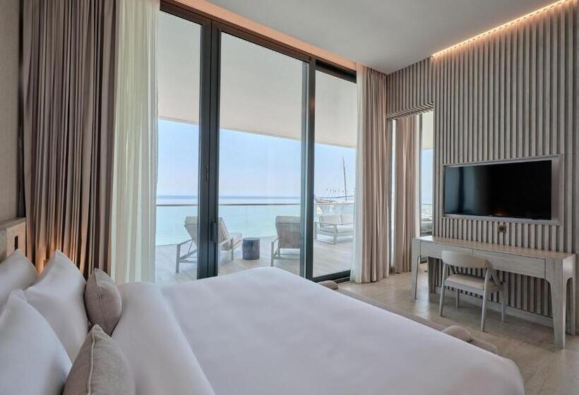 سوییت با چشم‌انداز دریا, Arabella Beach Hotel Kuwait Vignette Collection, An Ihg