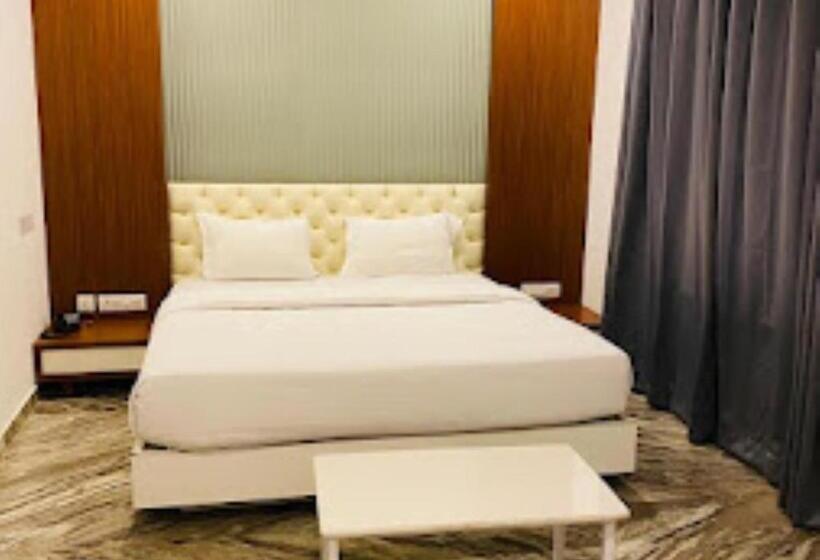 اتاق لوکس, Barkah Inn Kerala