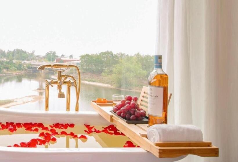 اتاق سوپریور, Lake Hotel Sóc Sơn