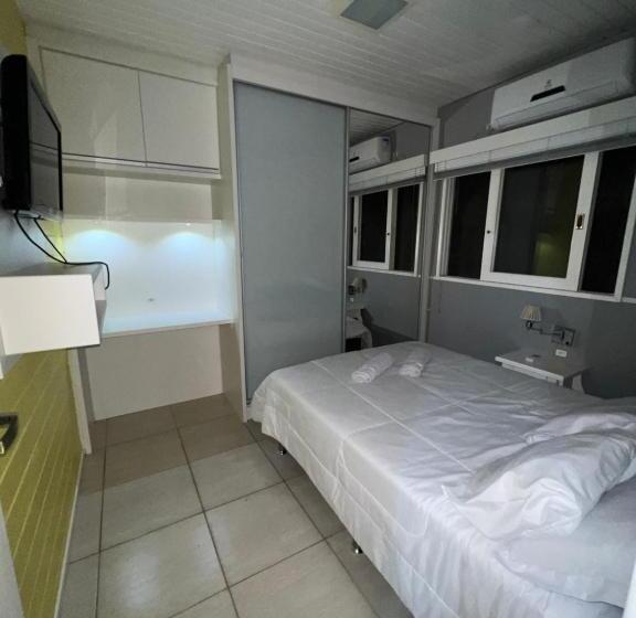 Quarto Estandar, Uluwatu