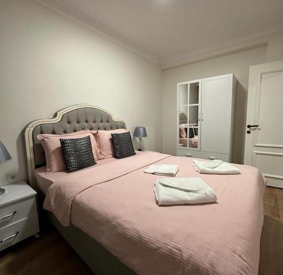 豪华套房, Saygın Apartments