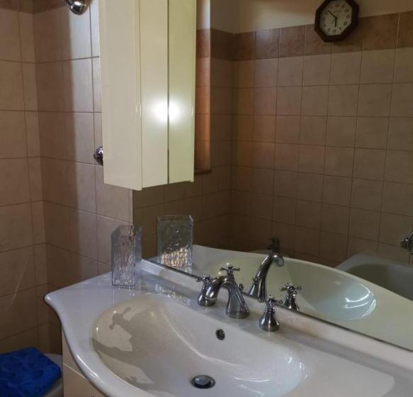 اتاق لوکس, B&b Adria