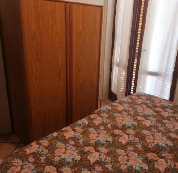 غرفة قياسية حمام مشترك, B&b Adria
