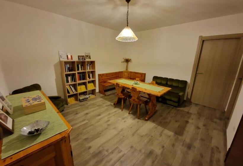Номер Стандарт, Casa Made