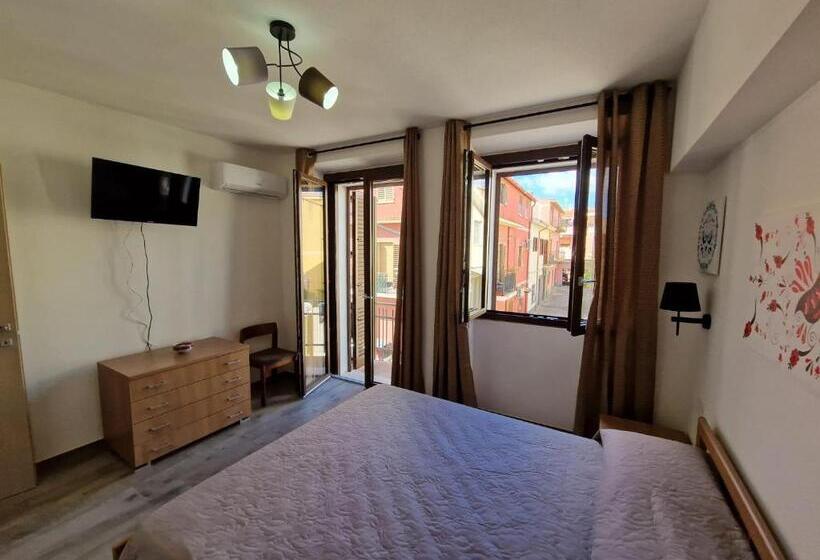 Номер Стандарт, Casa Made