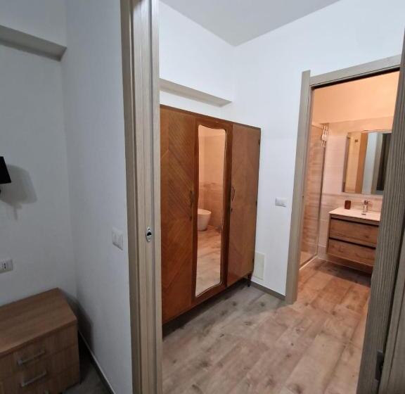 Номер Стандарт, Casa Made