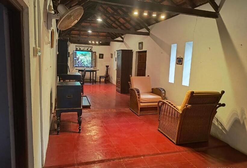 标准房带园景, Heritage House : The Honeymooners Houstel