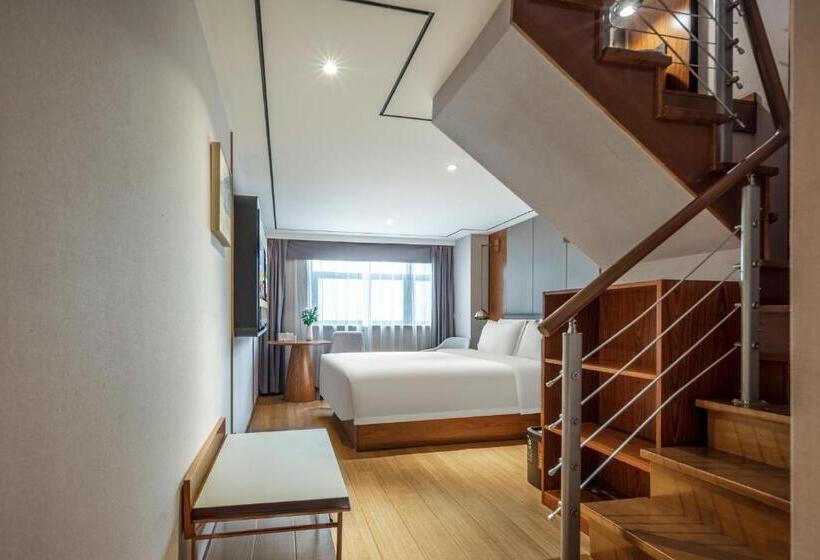 Номер Стандарт, Atour X Hotel Shanghai Lujiazui Binjiang Avenue