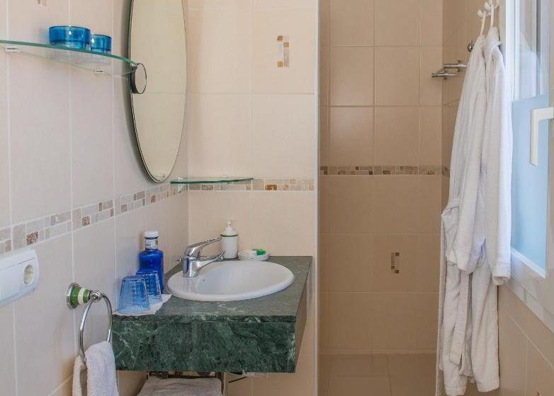 Quarto Deluxe Vista Mar com Sacada, B&b El Pajarero