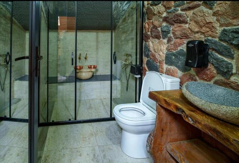 带大床的标准间, Hobbit Chalet