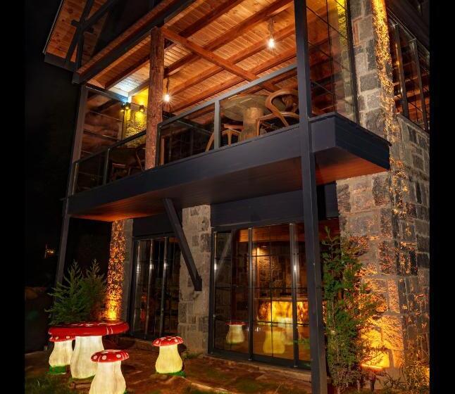 Quarto Estandar, Hobbit Chalet